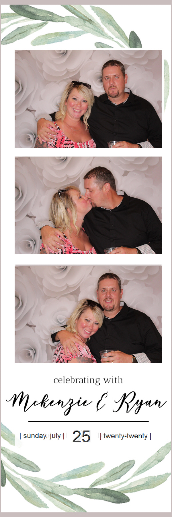 McKenzie & Ryan's Wedding | View more photos from the event at gallery.photoboothbillings.com/u/PhotoBoothBillings/McKenzie-Ryans-Wedding